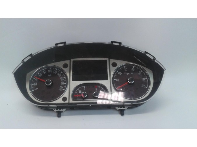 CUADRO INSTRUMENTOS LANCIA MUSA 2011