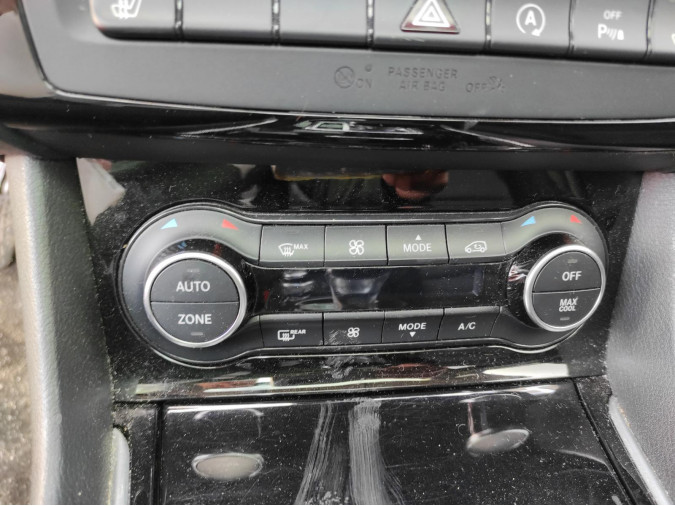 MANDO CALEFACCIÓN INFINITI QX30 2019