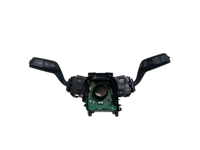 MANDO MULTIFUNCION FORD FOCUS 2021