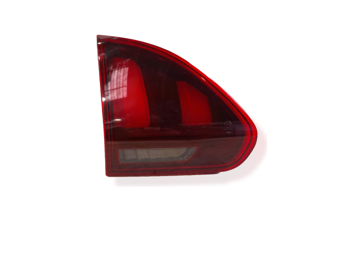 PILOTO TRASERO IZQUIERDO INTERIOR PEUGEOT 2008 THP 2019