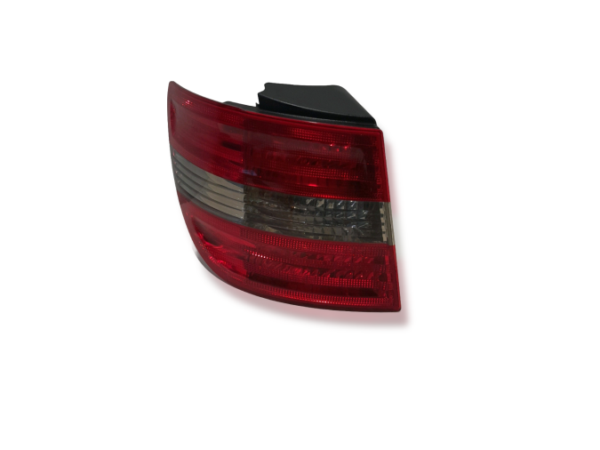 PILOTO TRASERO IZQUIERDO EXTERIOR MERCEDES B 180 CDI 2007