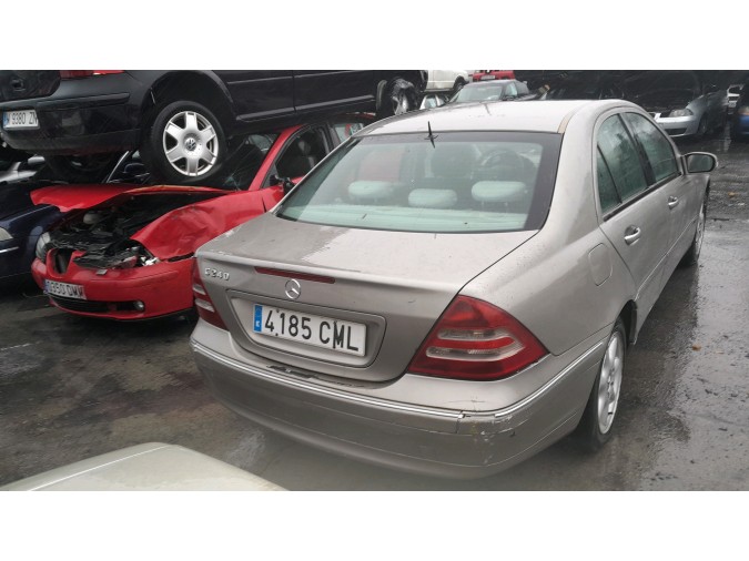 MANGUETA DELANTERA DERECHA  MERCEDES C 240 2003