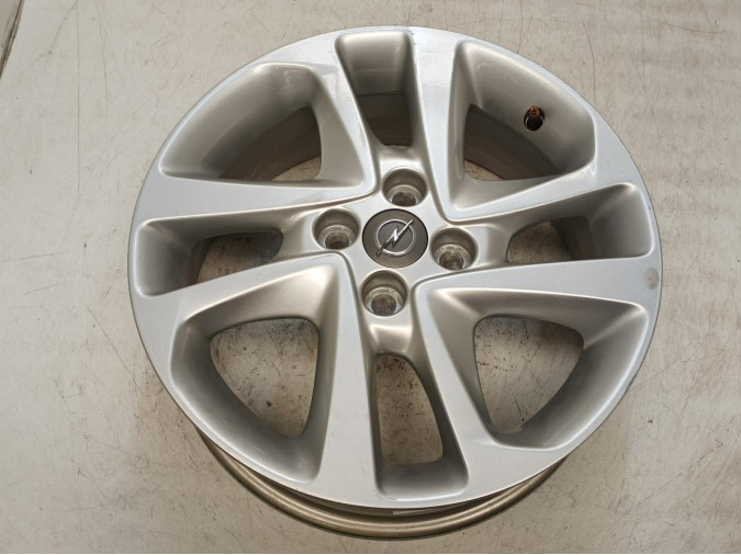 LLANTA SO OPEL CORSA 2014