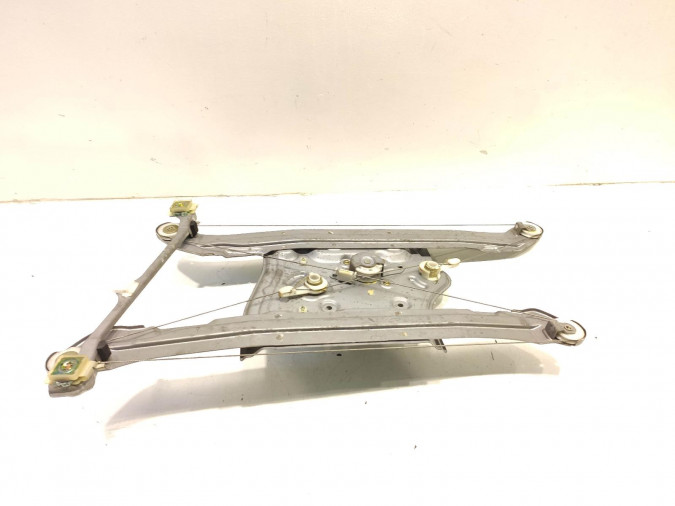 ELEVALUNAS DELANTERO DERECHO MITSUBISHI GRANDIS 2006