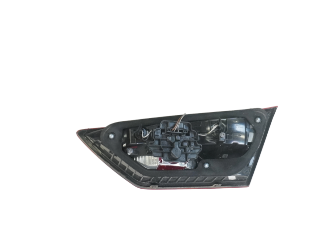 PILOTO TRASERO IZQUIERDO INTERIOR SEAT LEON 2015