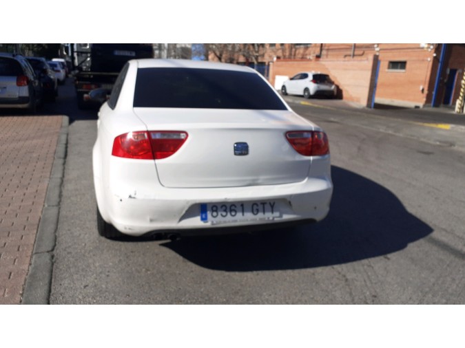 PUERTA DELANTERA IZQUIERDA SEAT EXEO BLANCA 2010