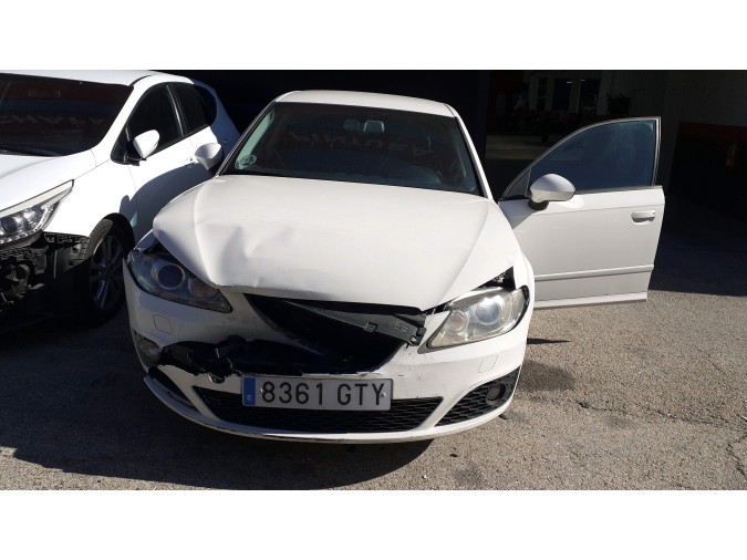 PUERTA DELANTERA IZQUIERDA SEAT EXEO BLANCA 2010