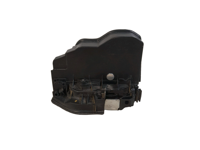 CERRADURA DELANTERA DERECHA BMW 318D 2016