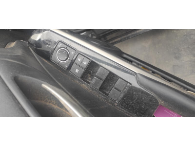 MANDO ELEVALUNAS DELANTERO IZQUIERDO LEXUS IS SERIES 2015