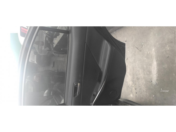 ELEVALUNAS TRASERO DERECHO LEXUS IS SERIES 2015