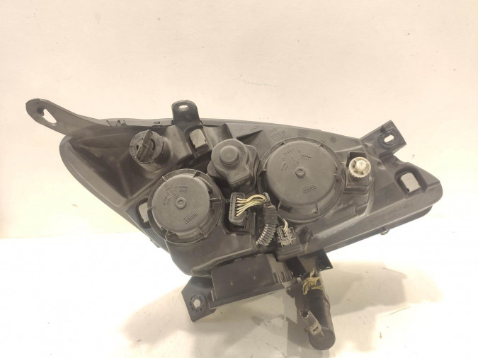 FARO DELANTERO IZQUIERDO CITROEN C5 2003