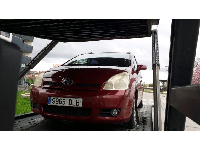 CAPOT TOYOTA COROLLA VERSO 2005