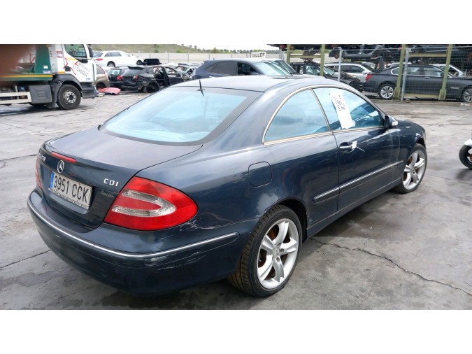 Autorradio MERCEDES CLK 270 CDI 2002