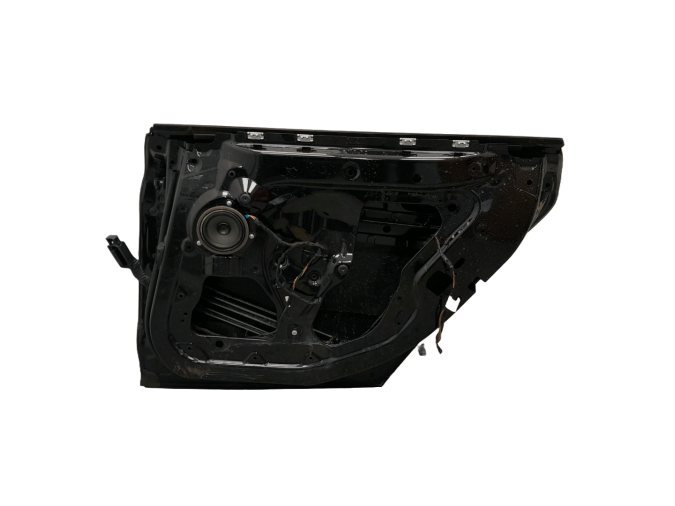 PUERTA TRASERA DERECHA BMW 320D NEGRO 2014