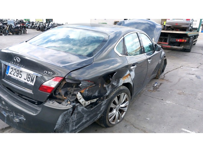 PUERTA TRASERA IZQUIERDA INFINITI Q70 GRIS 2014