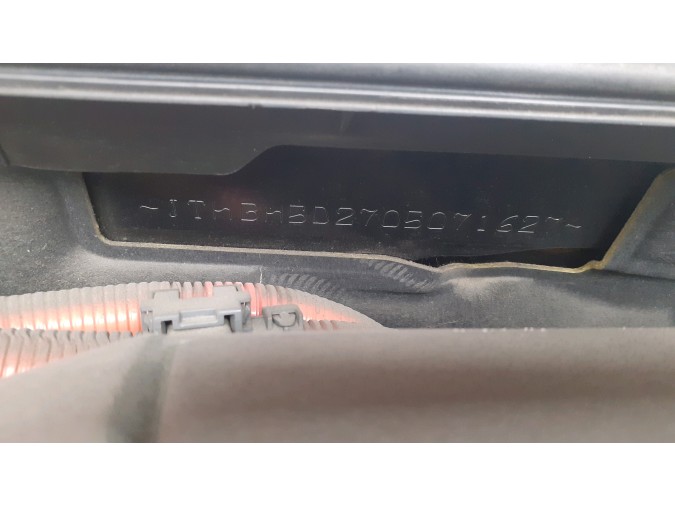 BRAZO SUSPENSION DELANTERO IZQUIERDO LEXUS IS 300H 2018