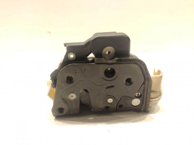 CERRADURA PUERTA DELANTERA IZQUIERDA AUDI A4 2004