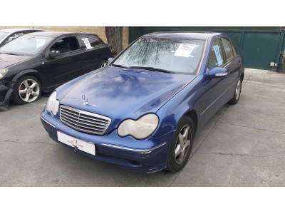PUERTA TRASERA DERECHA MERCEDES C 200 KOMPRESSOR 2002
