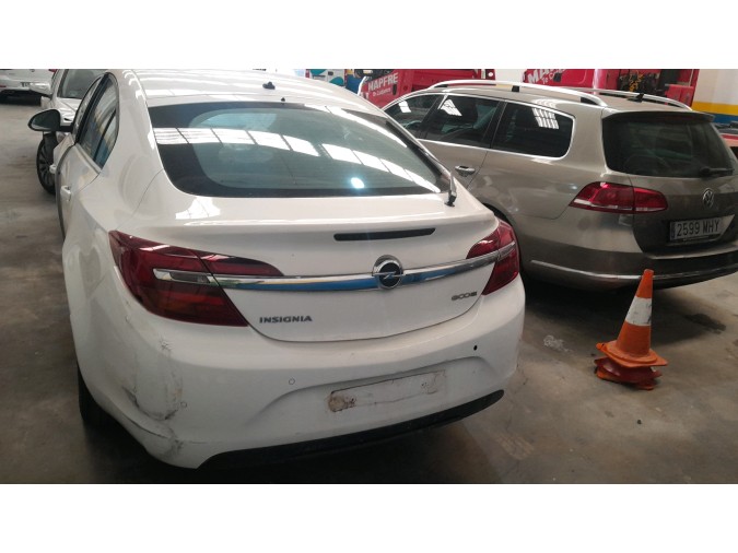 CONSOLA CENTRAL OPEL INSIGNIA 2015