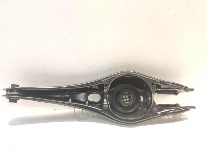 BRAZO SUSPENSION INFERIOR TRASERO IZQUIERDO VOLKSWAGEN TIGUAN 2020