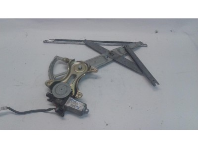 ELEVALUNAS DELANTERO DERECHO LEXUS IS SERIES 2000