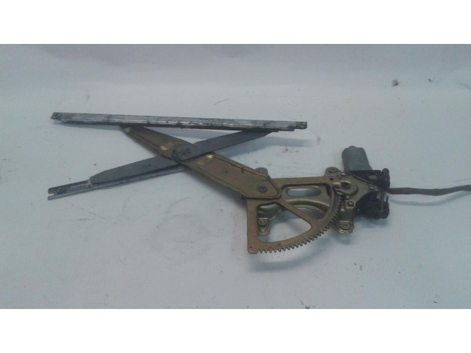 ELEVALUNAS DELANTERO IZQUIERDO LEXUS IS SERIES 2000