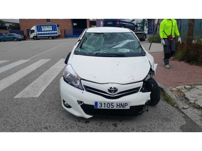 AMORTIGUADOR DELANTERO IZQUIERDO TOYOTA YARIS 2013