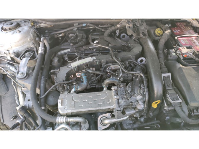BRAZO SUSPENSION SUPERIOR TRASERO  MERCEDES CLA 220 CDI / D 2014