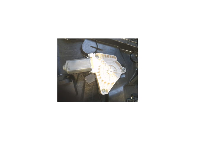 ELEVALUNAS DELANTERO IZQUIERDO MERCEDES CLA 220 CDI / D 2014