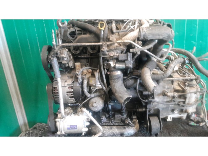 MOTOR CON ACCESORIOS SIN CAJA DE CAMBIOS CITROEN C CROSSER 2009