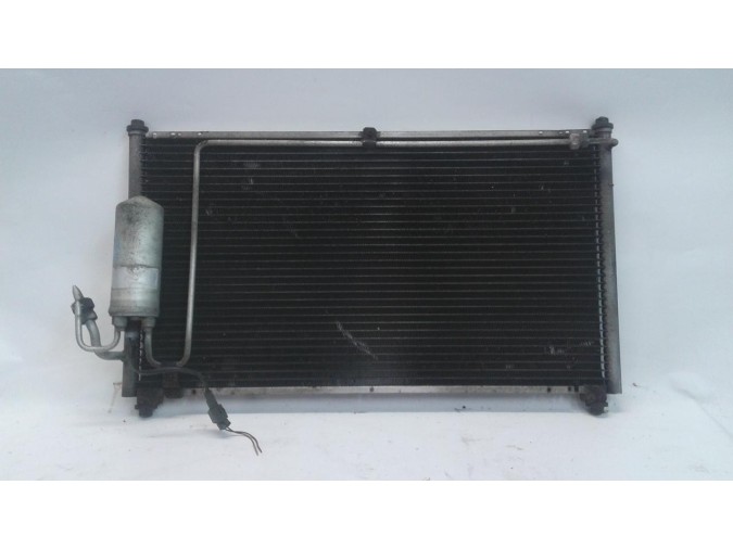 Radiador A/C NISSAN SERENA 2001