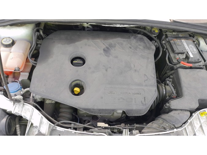 CERRAD.CINT.TR.D+CEN FORD FOCUS 2013
