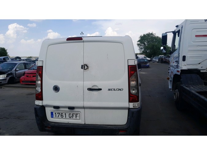 Puerta dl iz FIAT SCUDO 2008