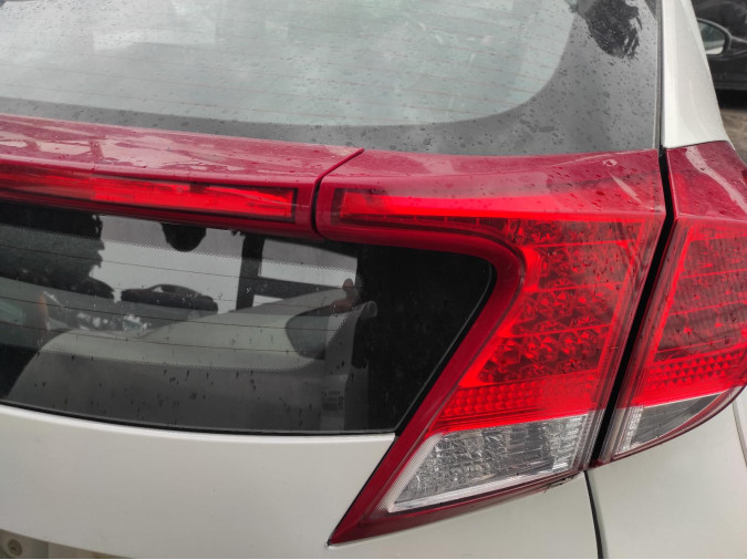 PILOTO TRASERO DERECHO HONDA CIVIC 2014