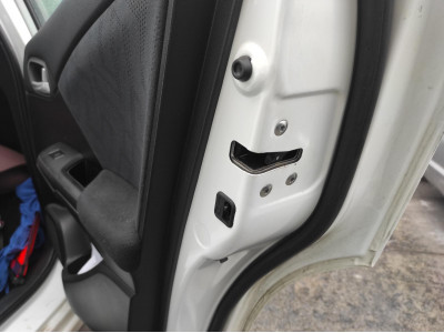 CERRADURA PUERTA TRASERA DERECHA HONDA CIVIC 2014