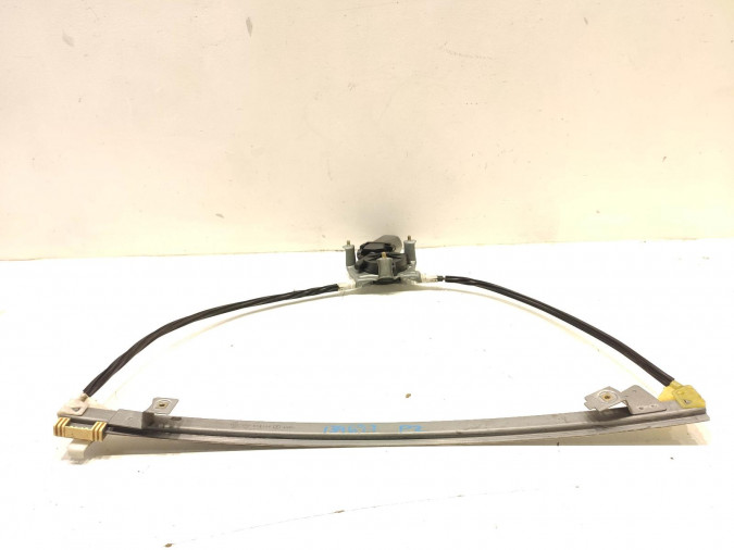 ELEVALUNAS DELANTERO DERECHO MERCEDES CLK 2002
