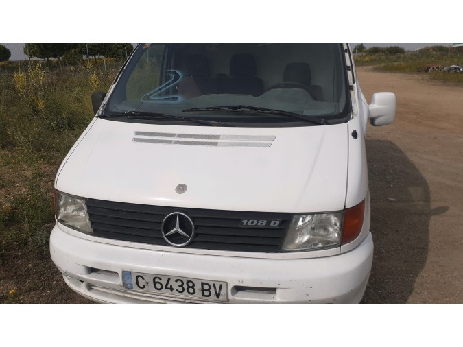 PORTON TRASERO MERCEDES VITO 108 D 2.3 1997