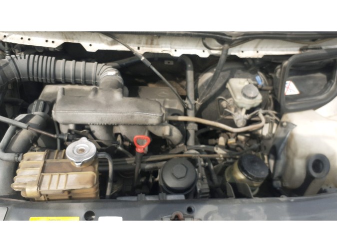 PORTON TRASERO MERCEDES VITO 108 D 2.3 1997