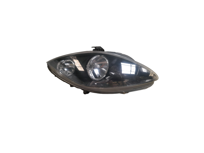 FARO DELANTERO DERECHO SEAT LEON 2013