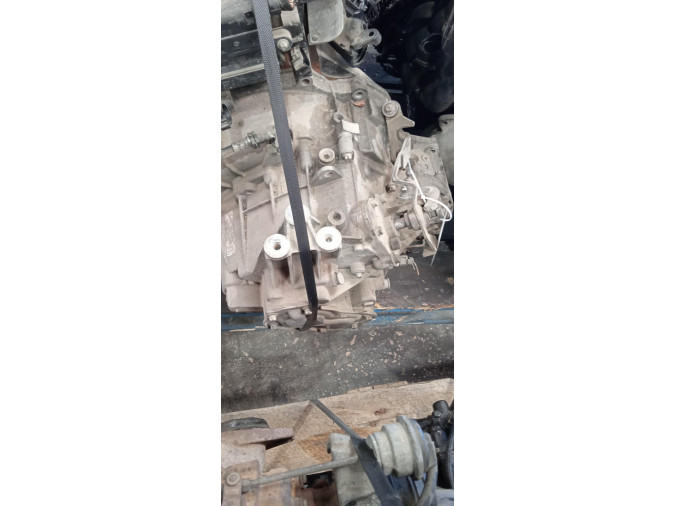 CAJA CAMBIOS OPEL VECTRA 2004