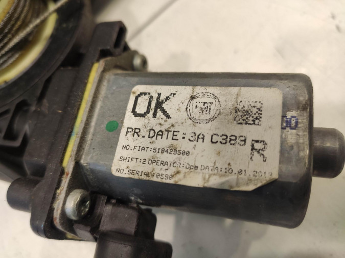 ELEVALUNAS DELANTERO DERECHO FIAT PANDA 2013