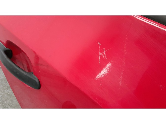 PUERTA TRASERA DERECHA SEAT IBIZA ROJO 2014
