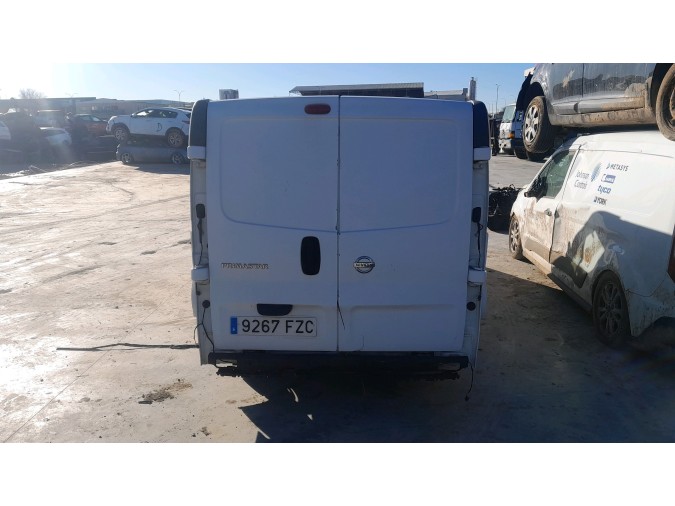 MOTOR CON ACCESORIOS Y CAJA DE CAMBIOS NISSAN PRIMASTAR 2008