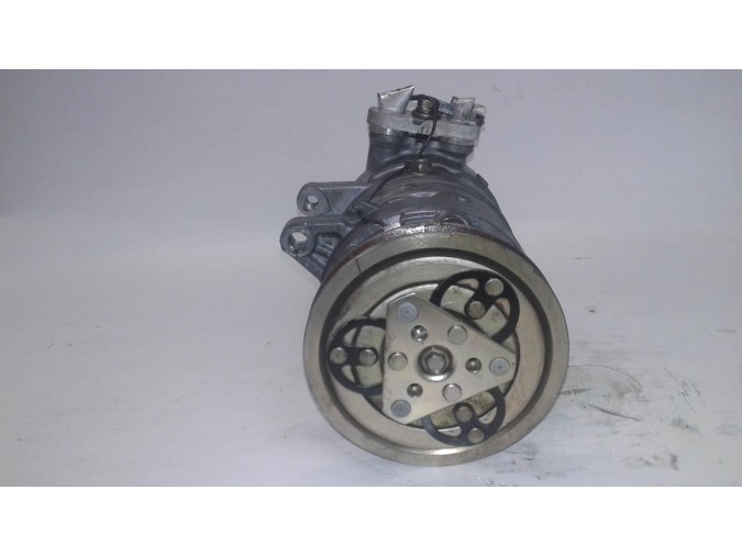 COMPRESOR AIRE ACONDICIONADO NISSAN VANETTE 1996