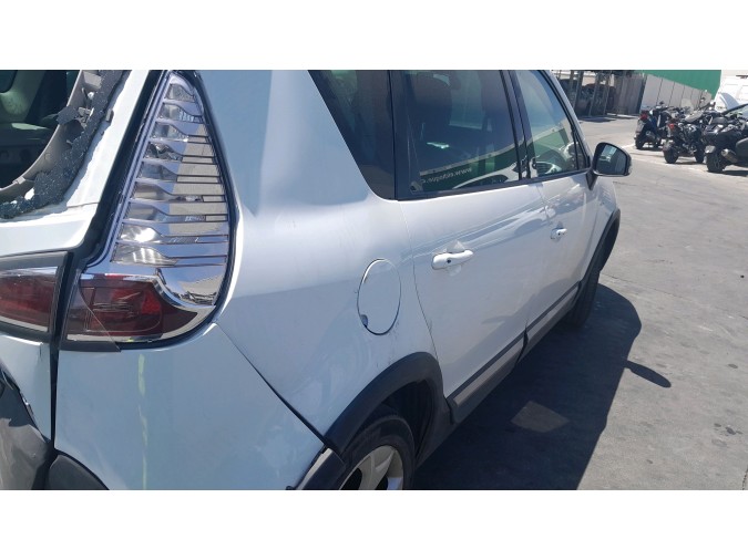CERRADURA PORTÓN TRASERO RENAULT MÉGANE SCÉNIC 2015