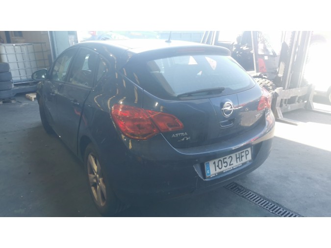 CERRADURA CAPO OPEL ASTRA 2011