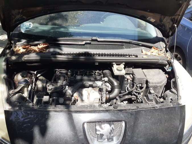 CERRADURA CAPO PEUGEOT 5008 2009