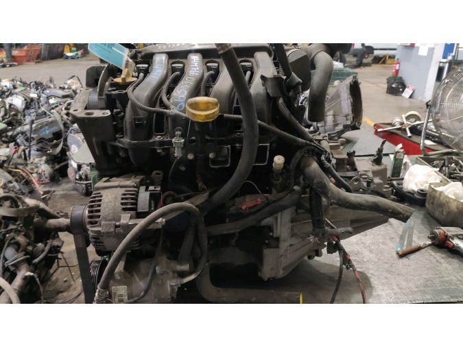 MOTOR CON ACCESORIOS Y CAJA DE CAMBIOS RENAULT RENAULT KANGOO