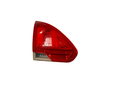 PILOTO TRASERO IZQUIERDO INTERIOR PEUGEOT 2008 THP 2015