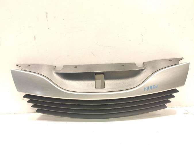 REJILLA DELANTERA RENAULT LAGUNA 2004